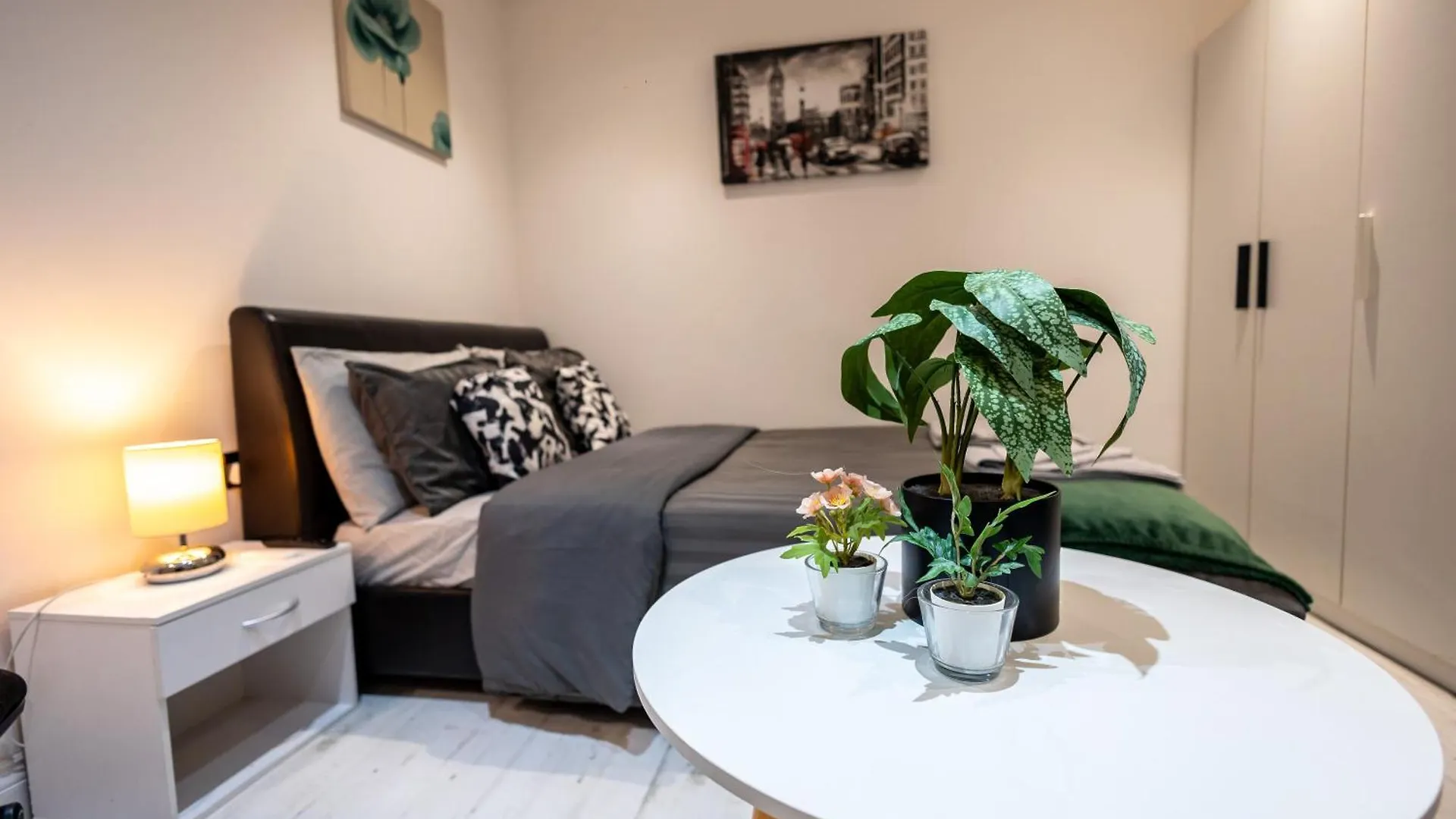 Studio Flat In Stepney-Limehouse - Central London United Kingdom