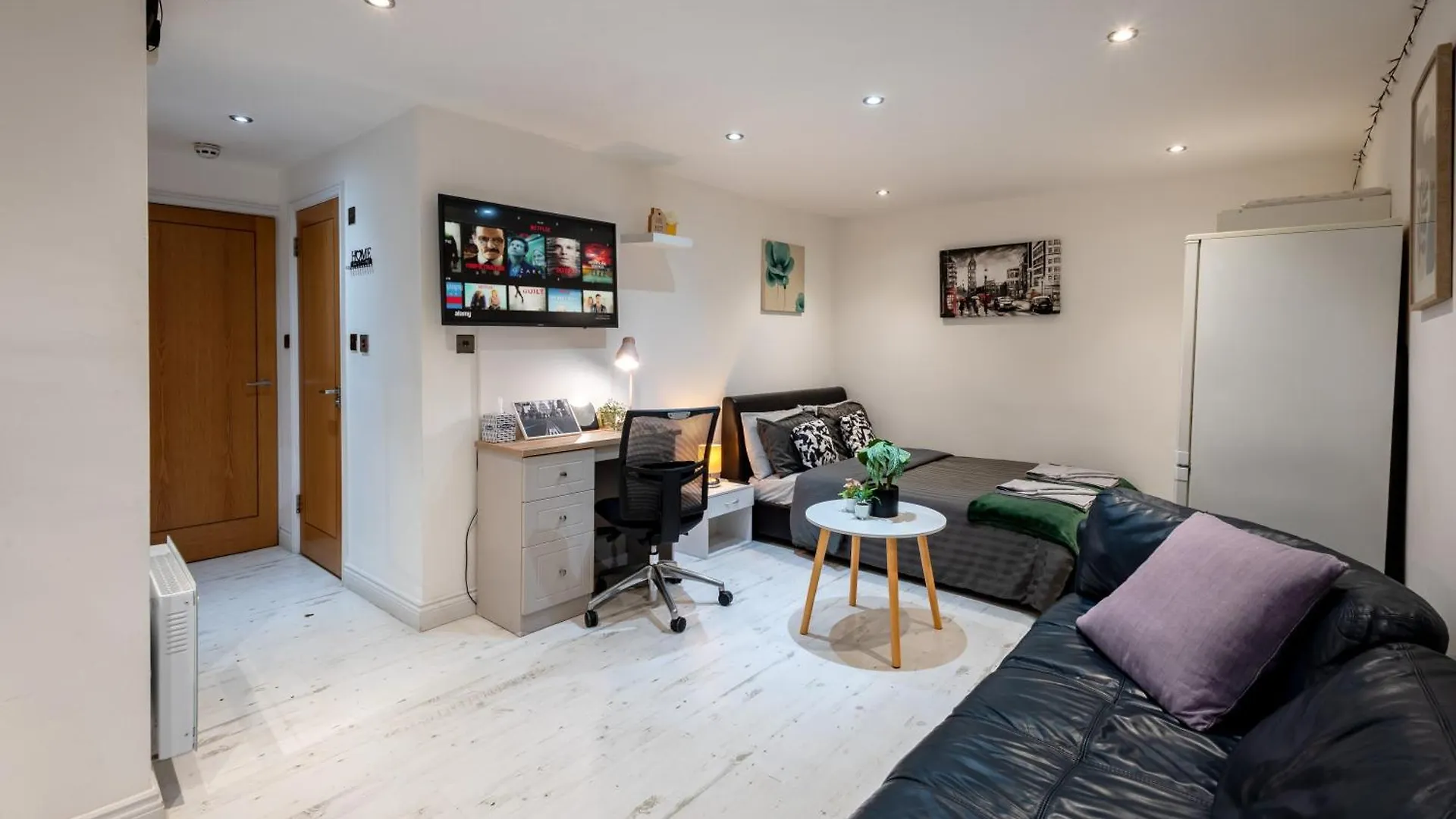 Studio Flat In Stepney-Limehouse - Central London 0*,  United Kingdom